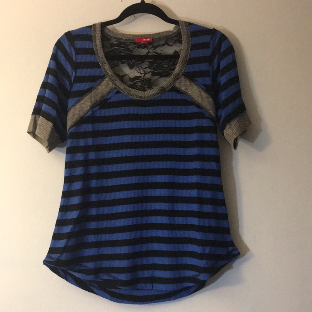 NWOT black and blue striped lace detail tee